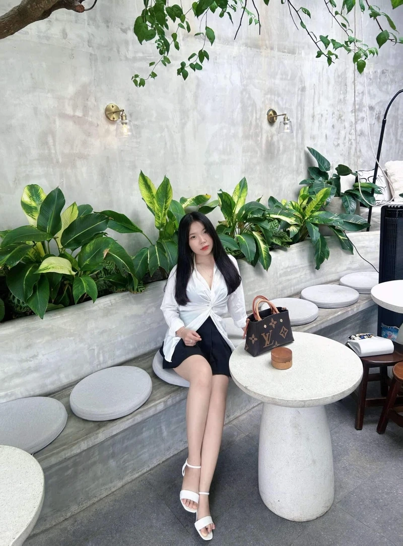 Hình nền girl xinh 2k6 cho điện thoại, làm mới giao diện điện thoại