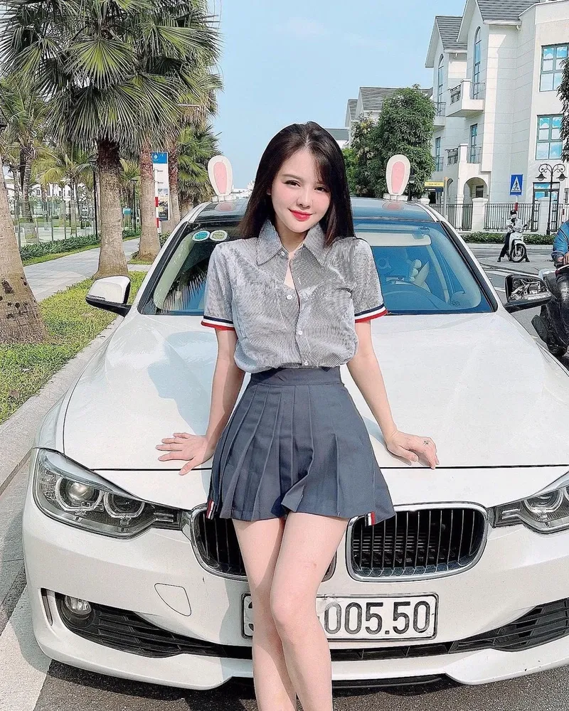 Anh gái xinh TikTok nổi bật với vẻ đẹp tự nhiên và cuốn hút.